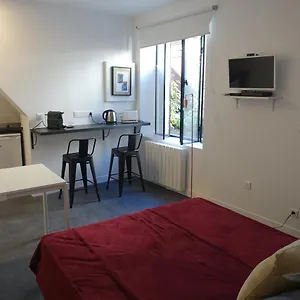  Apartamento Cite Pilleux - Cozy In A Private Lane